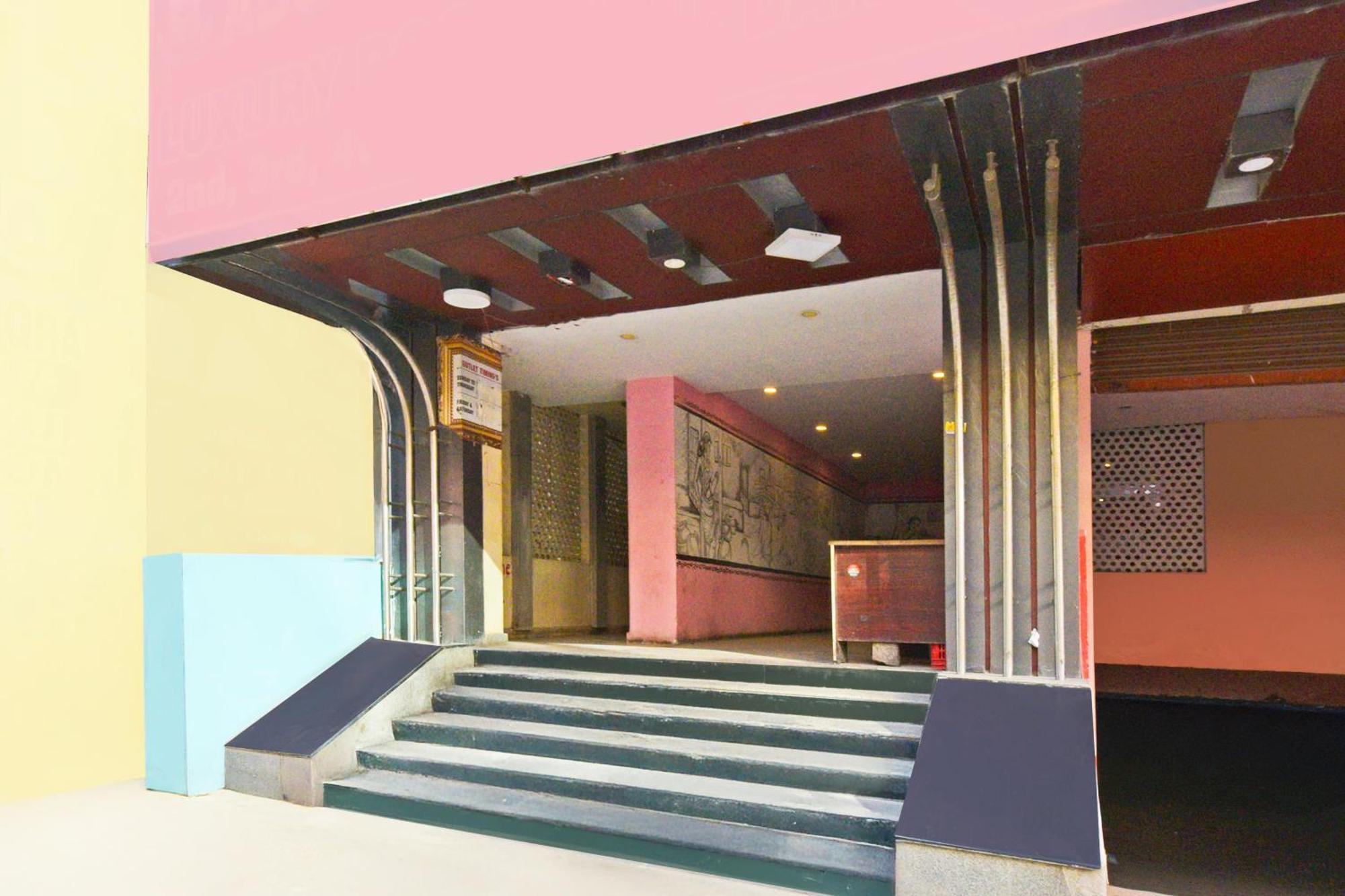 היידראבד Super Townhouse Ameerpet Balkampet Road מראה חיצוני תמונה