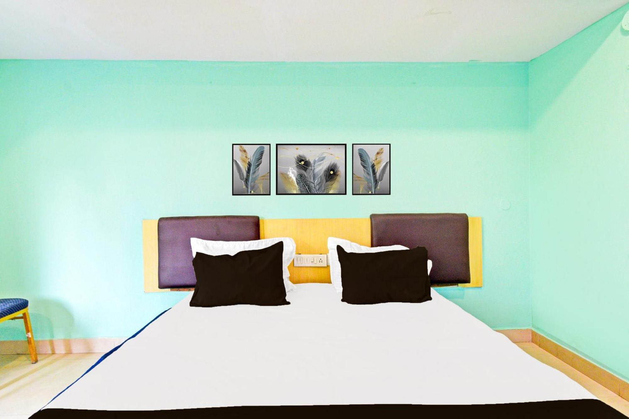 היידראבד Super Townhouse Ameerpet Balkampet Road מראה חיצוני תמונה