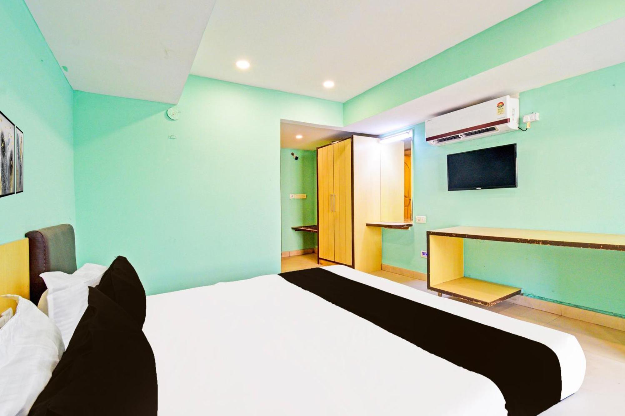 היידראבד Super Townhouse Ameerpet Balkampet Road מראה חיצוני תמונה