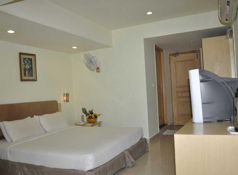 היידראבד Super Townhouse Ameerpet Balkampet Road מראה חיצוני תמונה