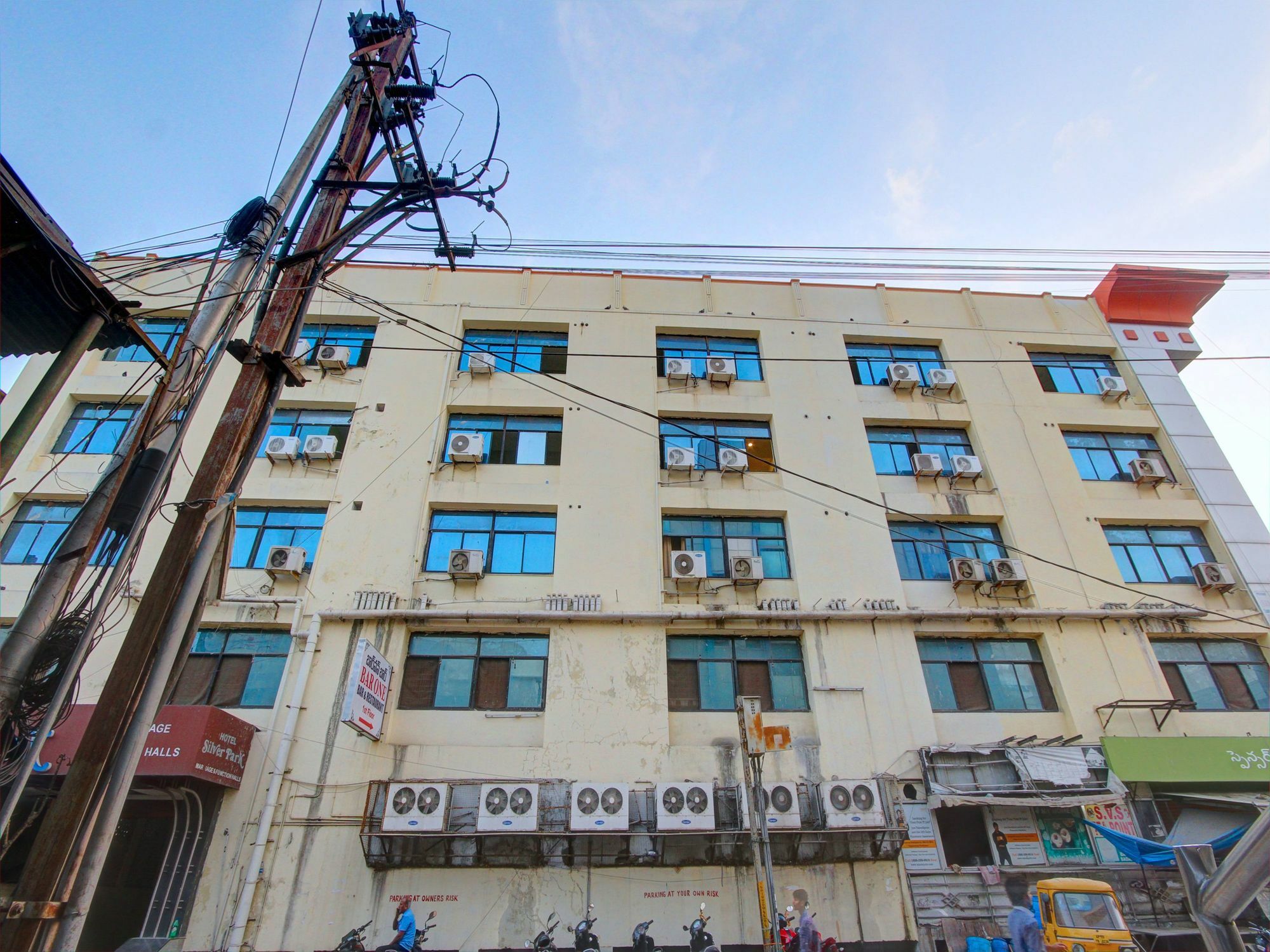 היידראבד Super Townhouse Ameerpet Balkampet Road מראה חיצוני תמונה